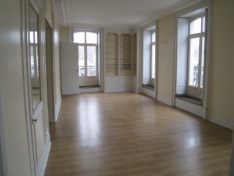 Appartement F5 et + - BESANCON CENTRE VILLE