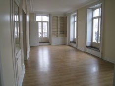 Appartement F5 et + - BESANCON CENTRE VILLE - BATTANT