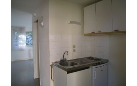 Appartement F1 - BESANCON QUARTIER QUATRE VENTS
