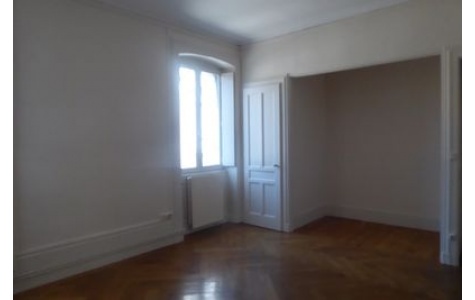 Appartement F4 - BESANCON CENTRE VILLE