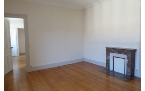 Appartement F4 - BESANCON CENTRE VILLE