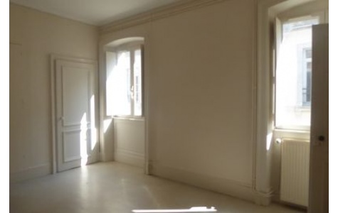 Appartement F4 - BESANCON CENTRE VILLE