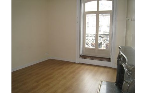 Appartement F5 et + - BESANCON CENTRE VILLE - BATTANT