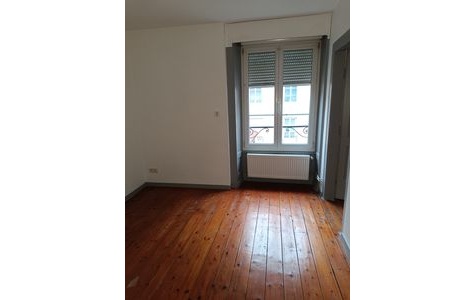 Appartement F2 - BESANCON CENTRE VILLE - BATTANT