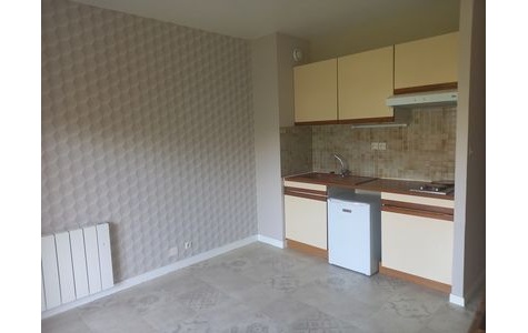 Studio - BESANCON PALENTE - PROCHE LYCEE PERGAUD