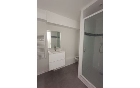 F3 MEUBLE - BESANCON BAS DE LA RUE DE DOLE