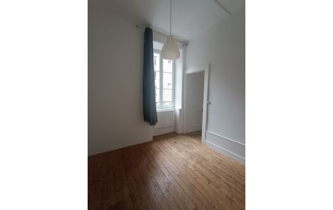 Appartement F1 bis - BESANCON CENTRE VILLE - BATTANT