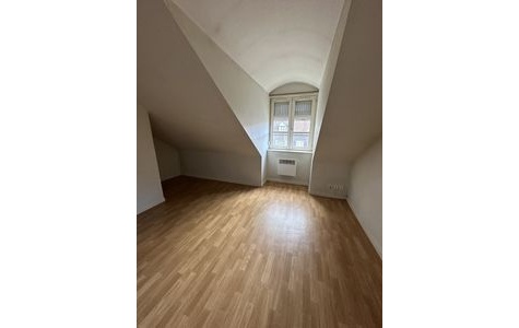 Appartement F4 triplex - BESANCON CENTRE VILLE