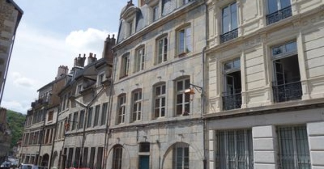Appartement F3 - BESANCON CENTRE VILLE INTERIEUR BOUCLE
